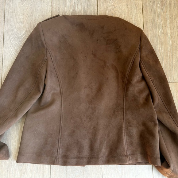 Tommy Hilfiger. Brown suede blazer/jacket. - Picture 3 of 3